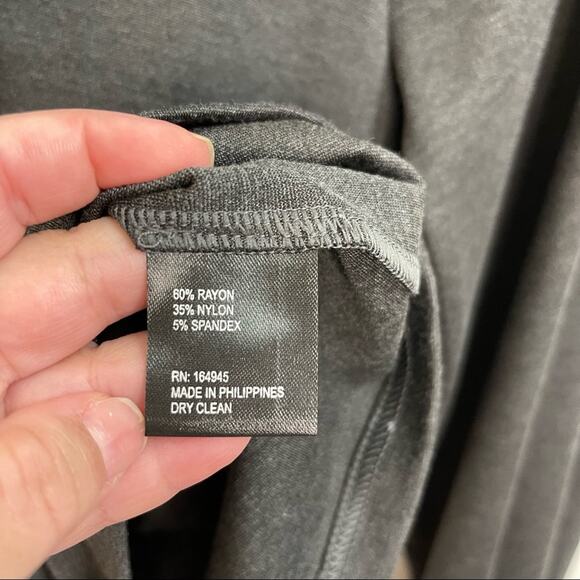 Toccin Long Sleeve Turtleneck Gray Top - Picture 8 of 10